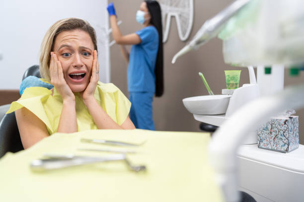 Best Orthodontic Emergency Dentist in Bannockburn, IL
